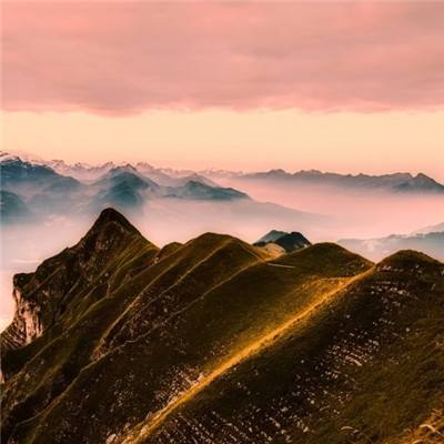 俄罗斯堪察加半岛克柳切夫火山喷发